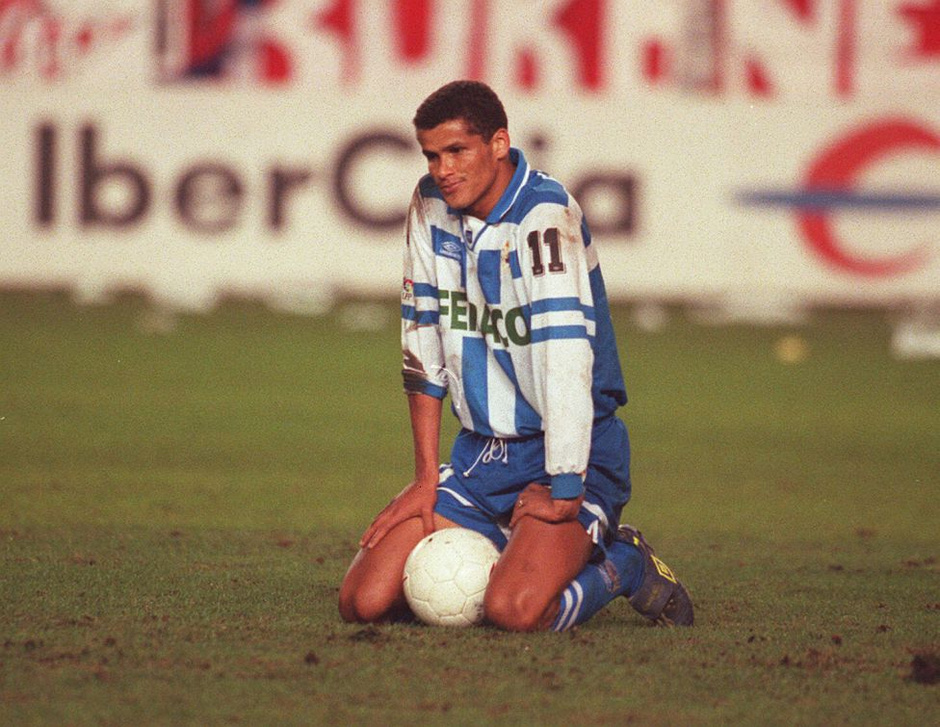 而是盯紧N 而是盯紧N