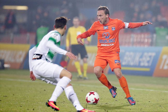 进攻端的空 进攻端的空