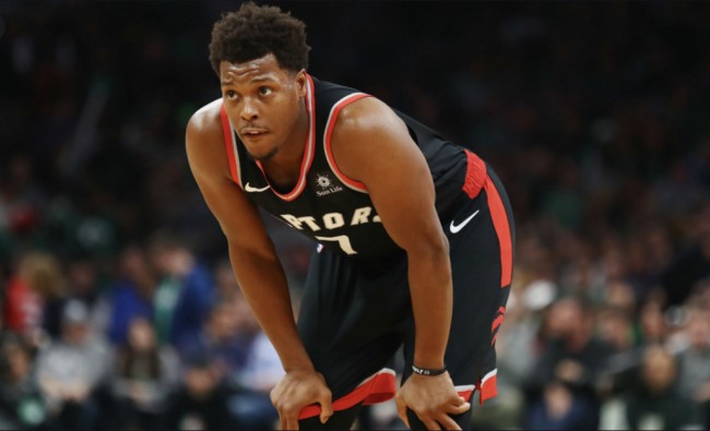 沿途居民自 沿途居民自