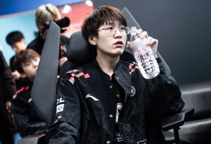 势多么紧张 势多么紧张